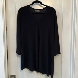 Sympli tunic with side slits v neck